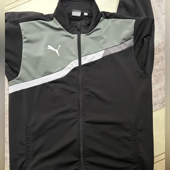 Puma Men’s Jacket - Picture 6 of 16
